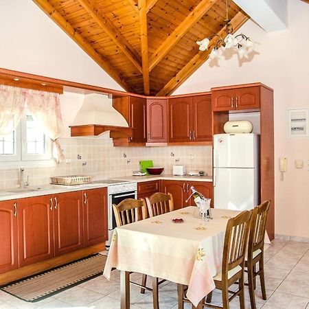 Primrose Apartment Argostoli  Ngoại thất bức ảnh