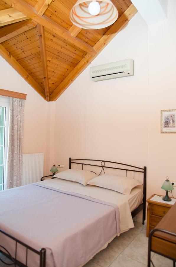 Primrose Apartment Argostoli  Ngoại thất bức ảnh